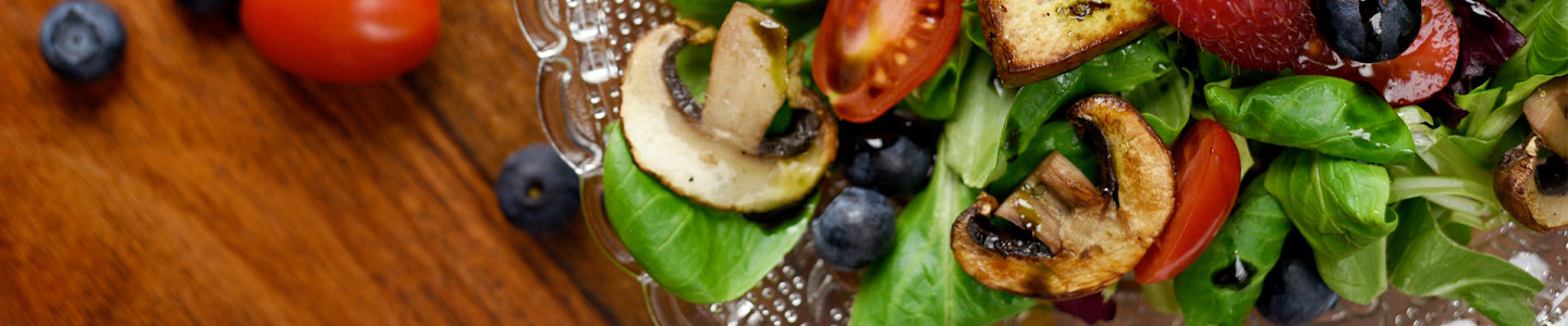 SALAD IN DISH ON COUNTER